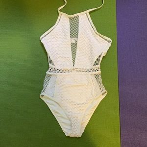 One piece swim suit